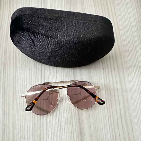 TOM FORD Sunglasses - Picture 5 of 10